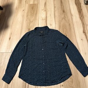 Banana Republic Black and Blue classic fit dressy Shirt wrinkle free
